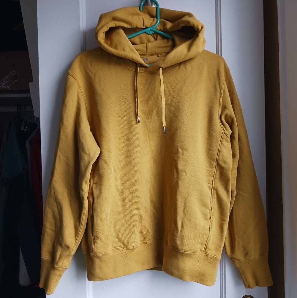 Uniqlo Hooded Pullover Sweatshirt